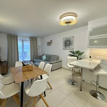 Capitain Jane's Beachside Haven Acantilado de los Gigantes