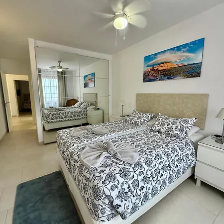 Capitain Jane's Beachside Haven Acantilado de los Gigantes